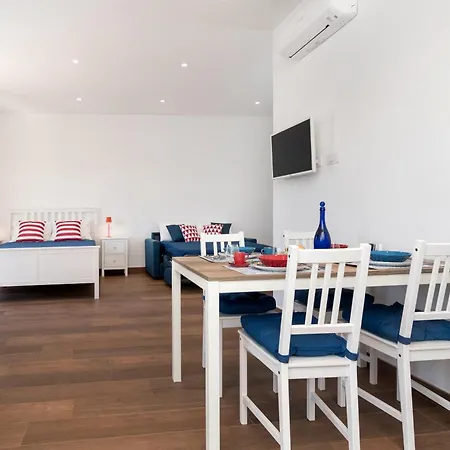 Apartment Due Golfi SantʼAgata sui Due Golfi