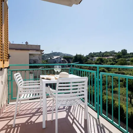 Due Golfi Apartament *